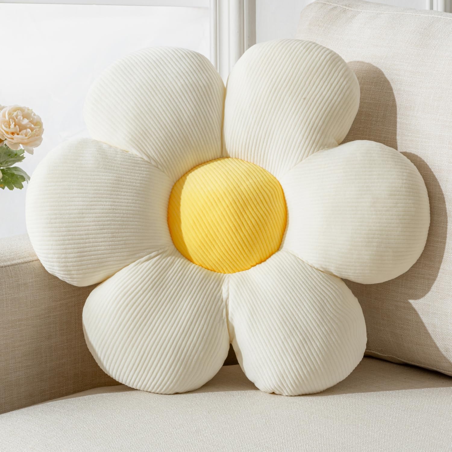 Daisy Pillow